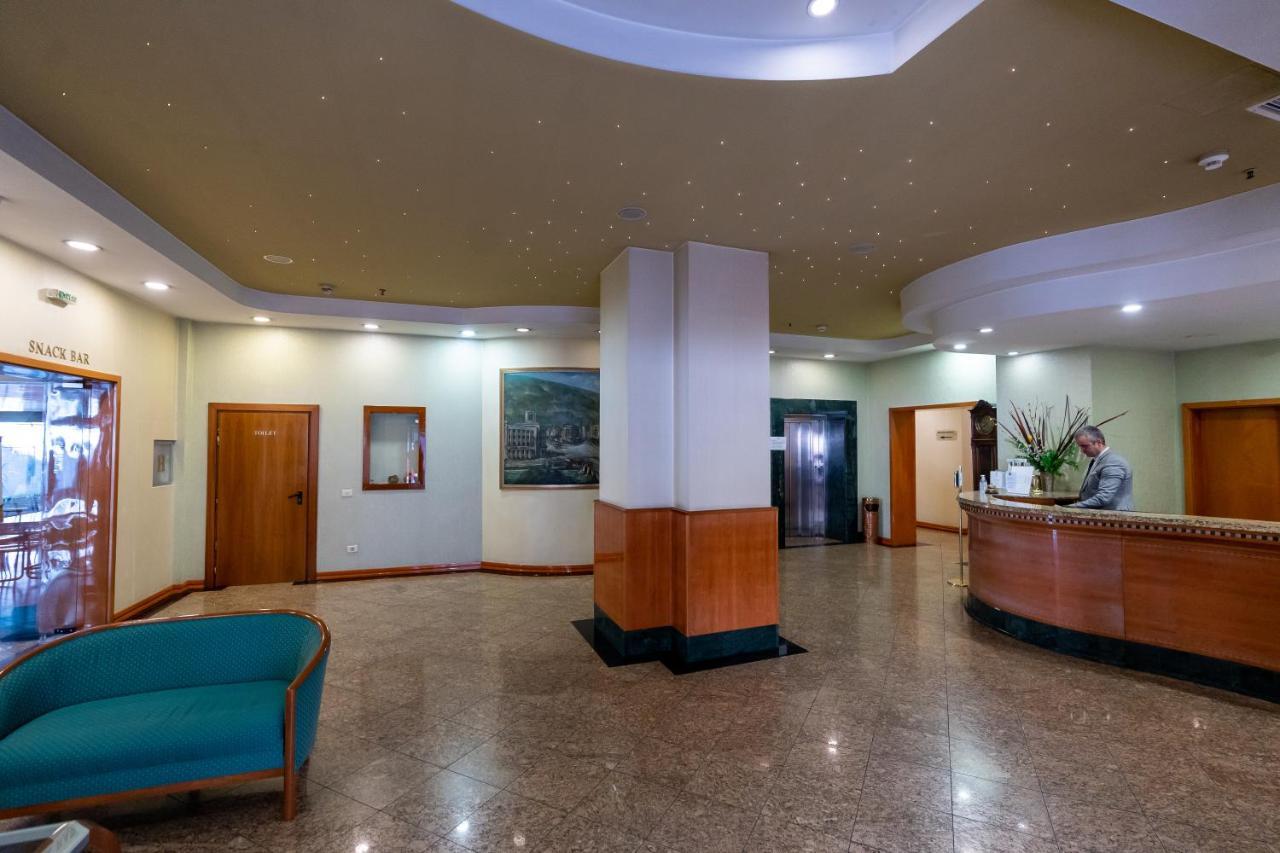 Best Western Hotel Turist Skopje Bagian luar foto